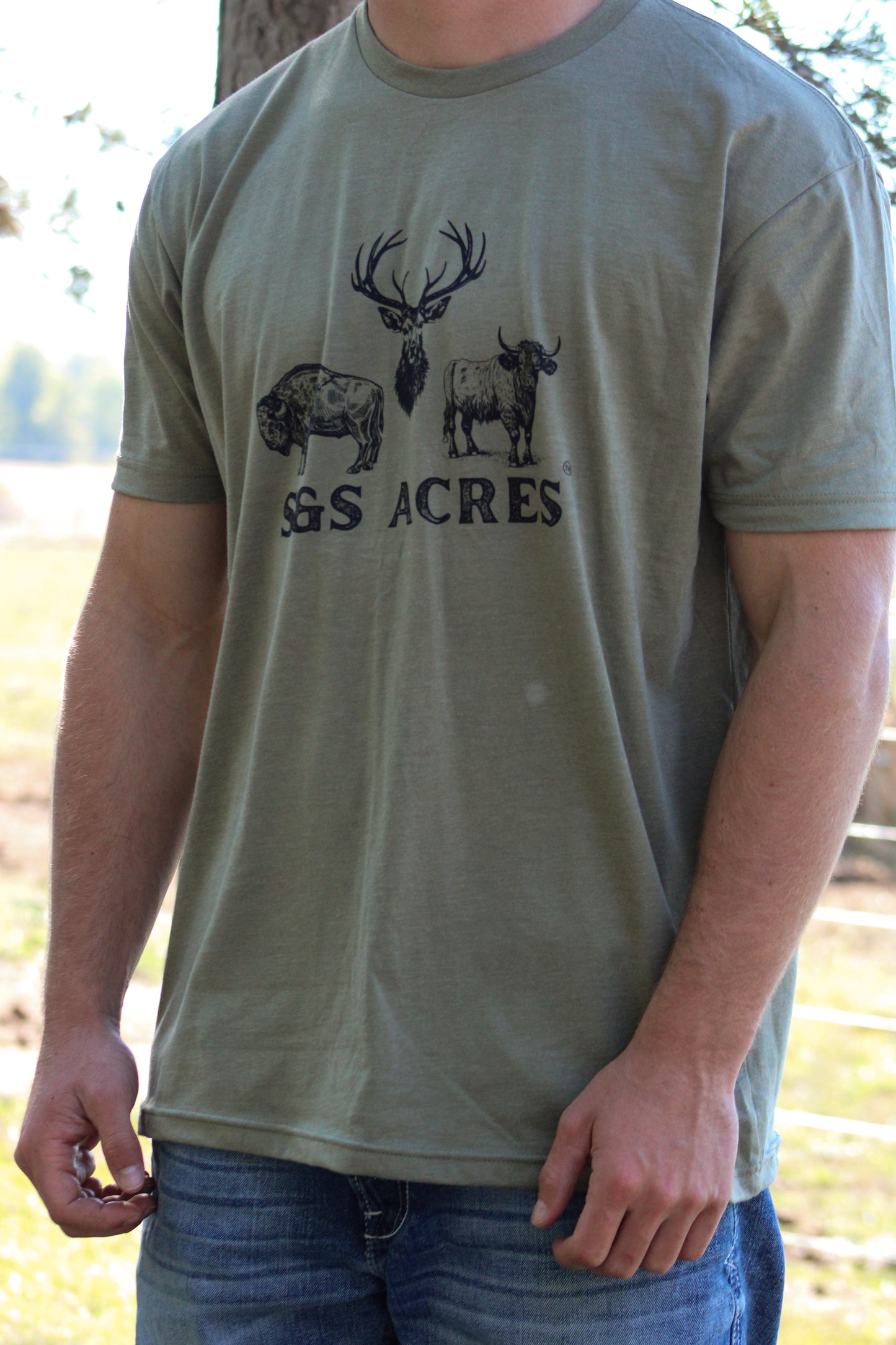 Logo Tee
